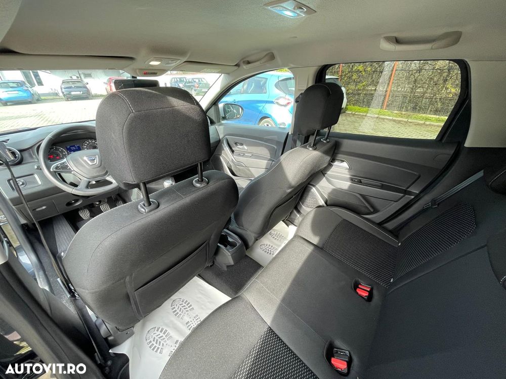 Dacia Duster 1.5 Blue dCi 4WD Essential - 9