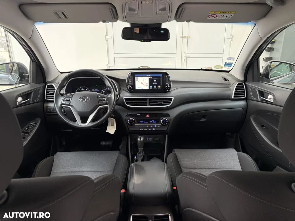 Hyundai Tucson - 11