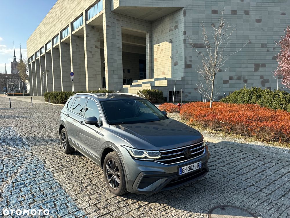 Volkswagen Tiguan Allspace 2.0 TDI SCR DSG Life - 5