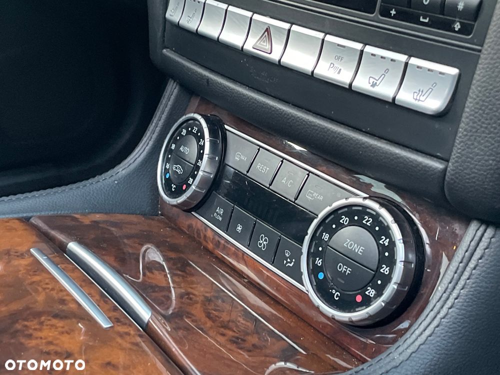 Mercedes-Benz CLS 350 CDI DPF BlueEFFICIENCY 7G-TRONIC Edition 1 - 31