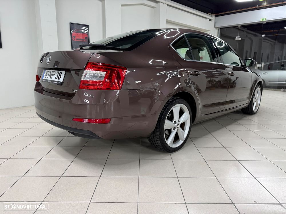Skoda Octavia 1.6 TDI Sportline - 5