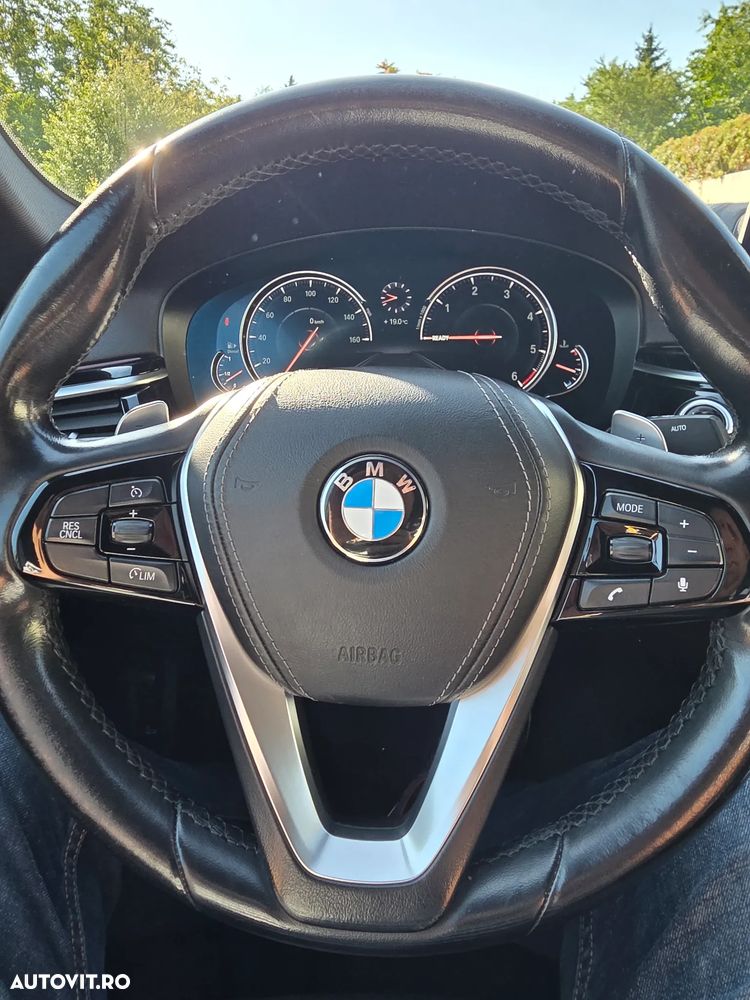 BMW Seria 5 520d EfficientDynamics Edition AT - 19