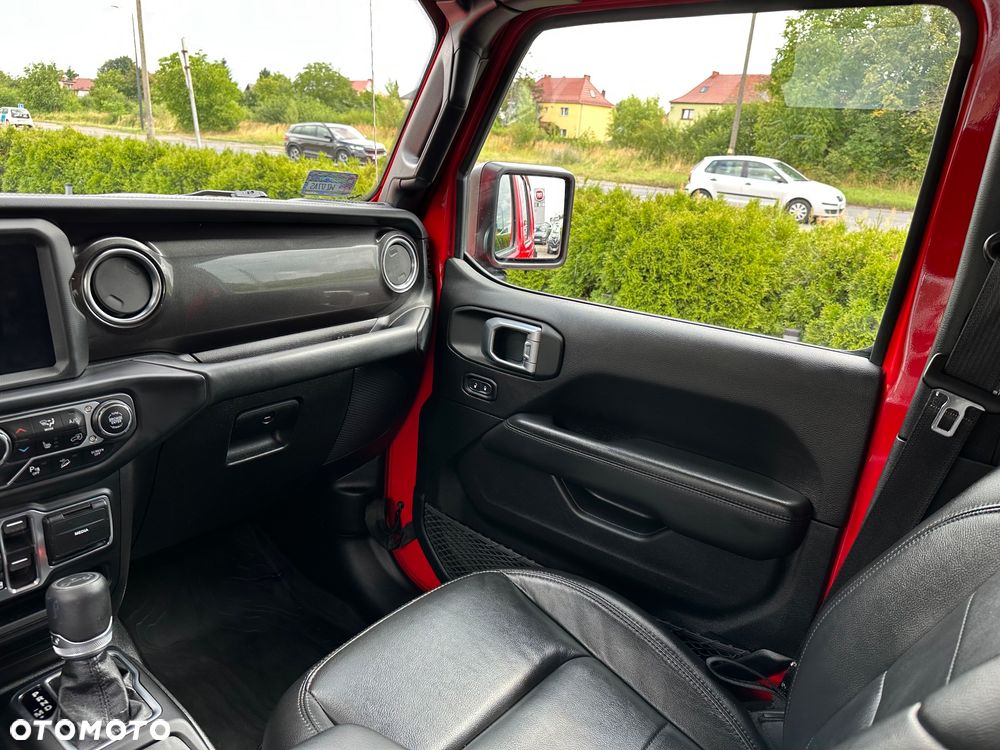 Jeep Wrangler Unlimited GME 2.0 Turbo Sahara - 13