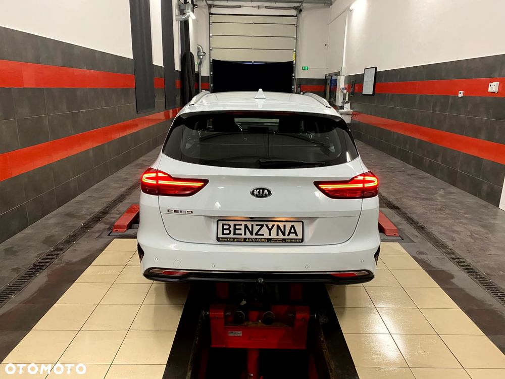 Kia Ceed 1.5 T-GDI DCT7 OPF Platinum Edition - 14