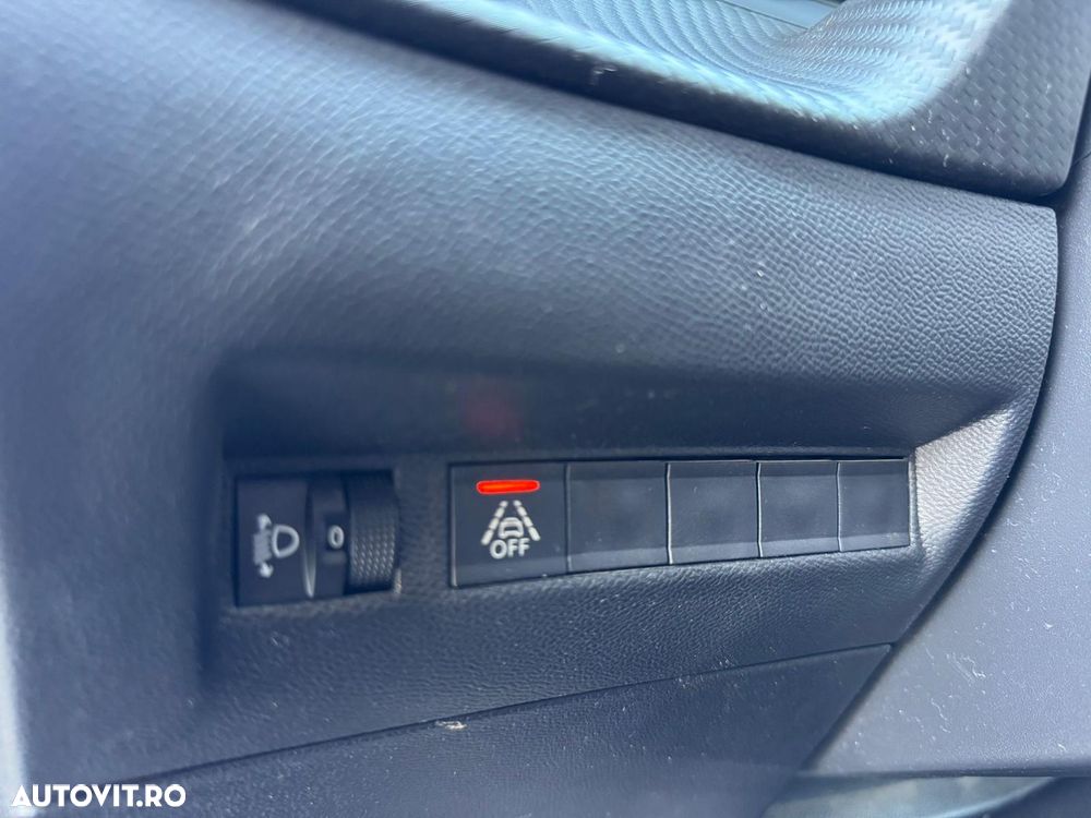 Peugeot 208 1.5 BlueHDi STT Active - 16