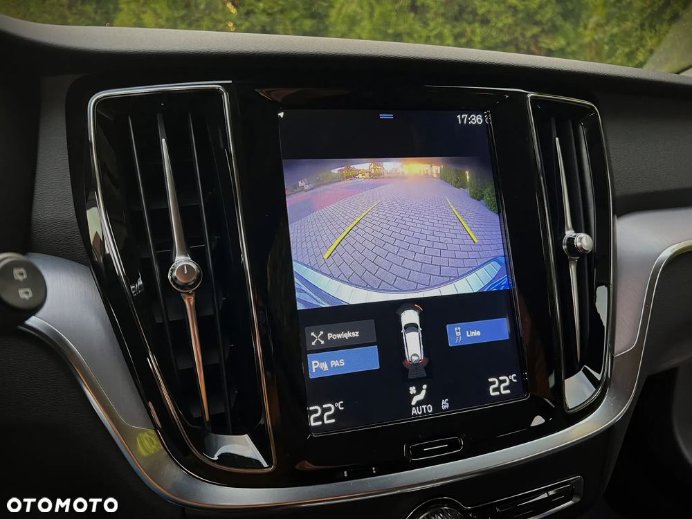 Volvo V60 D3 Momentum - 38