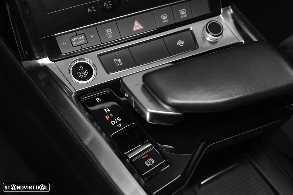 Audi e-tron Sportback 55 quattro S line - 28