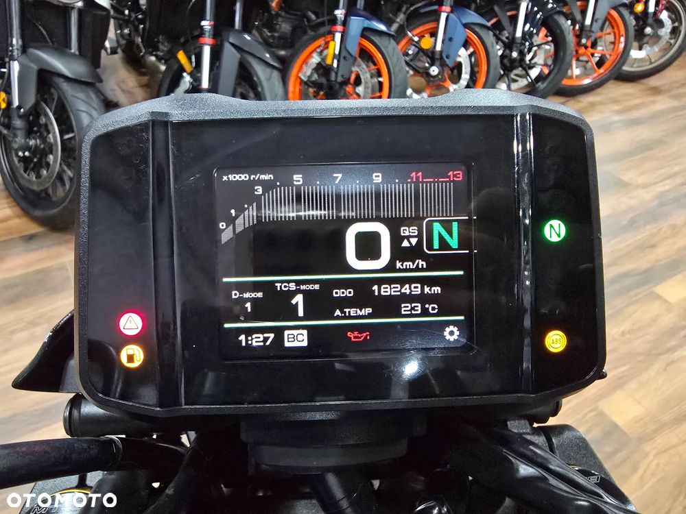 Yamaha MT - 21