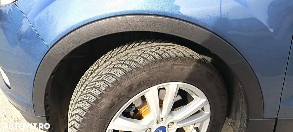 Ford Kuga 2.0 TDCi 4WD Powershift Trend - 4