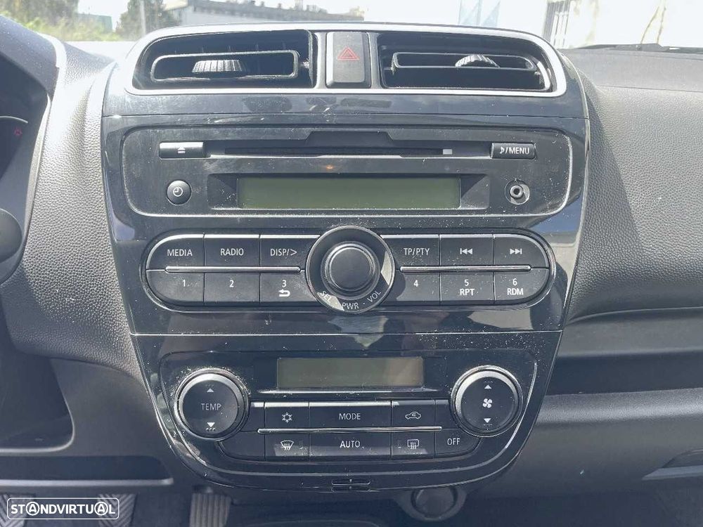 Mitsubishi Space Star 1.2 Intense Connect Edition - 12