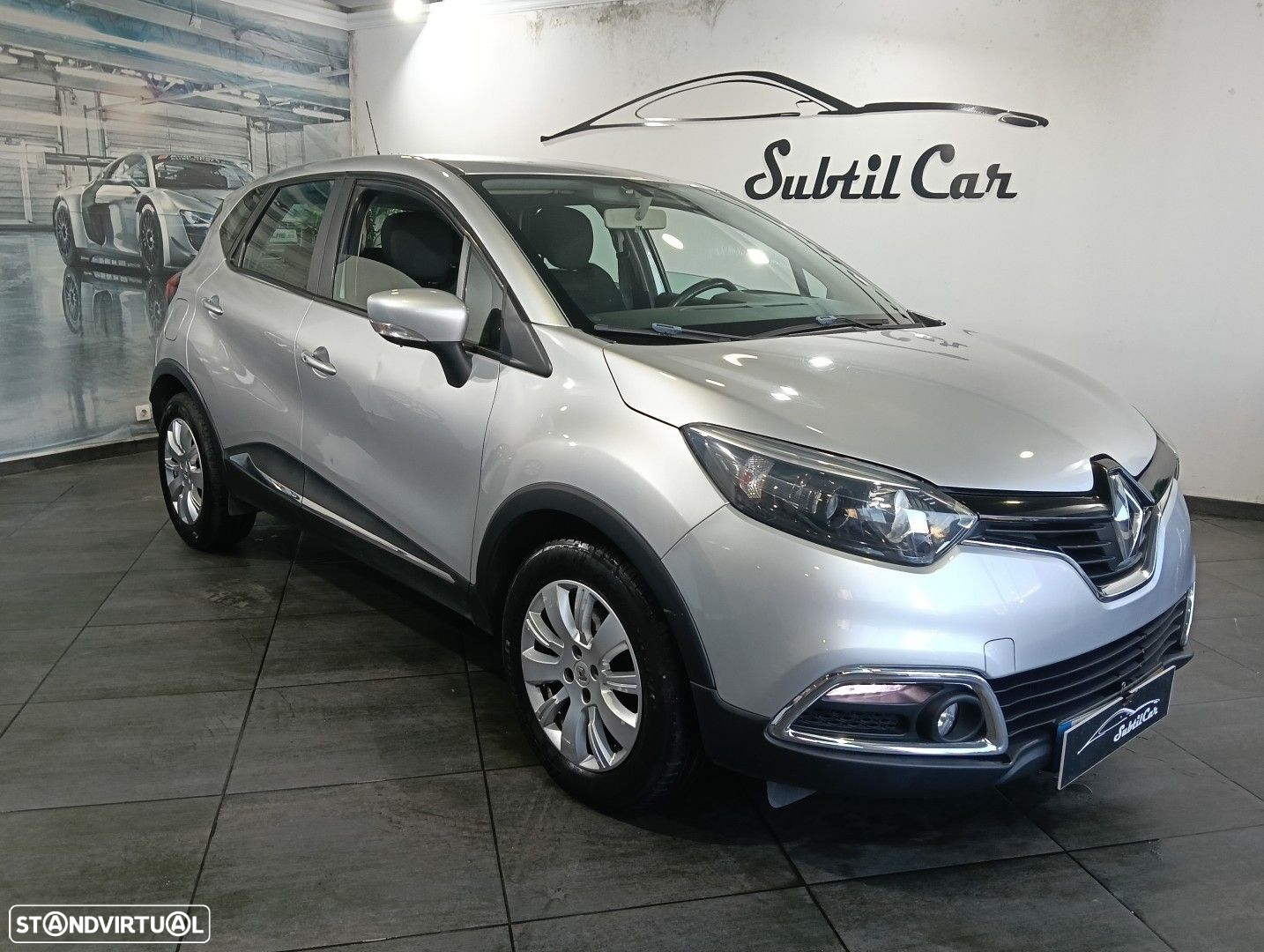 Renault Captur 1.5 dCi Exclusive - 10