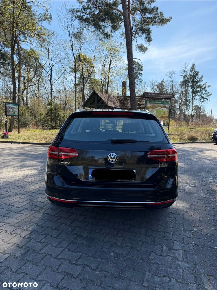 Volkswagen Passat 2.0 TDI SCR Comfortline - 5