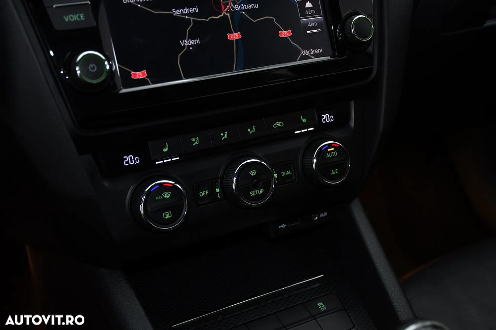 Skoda Octavia 2.0 TDI RS - 18