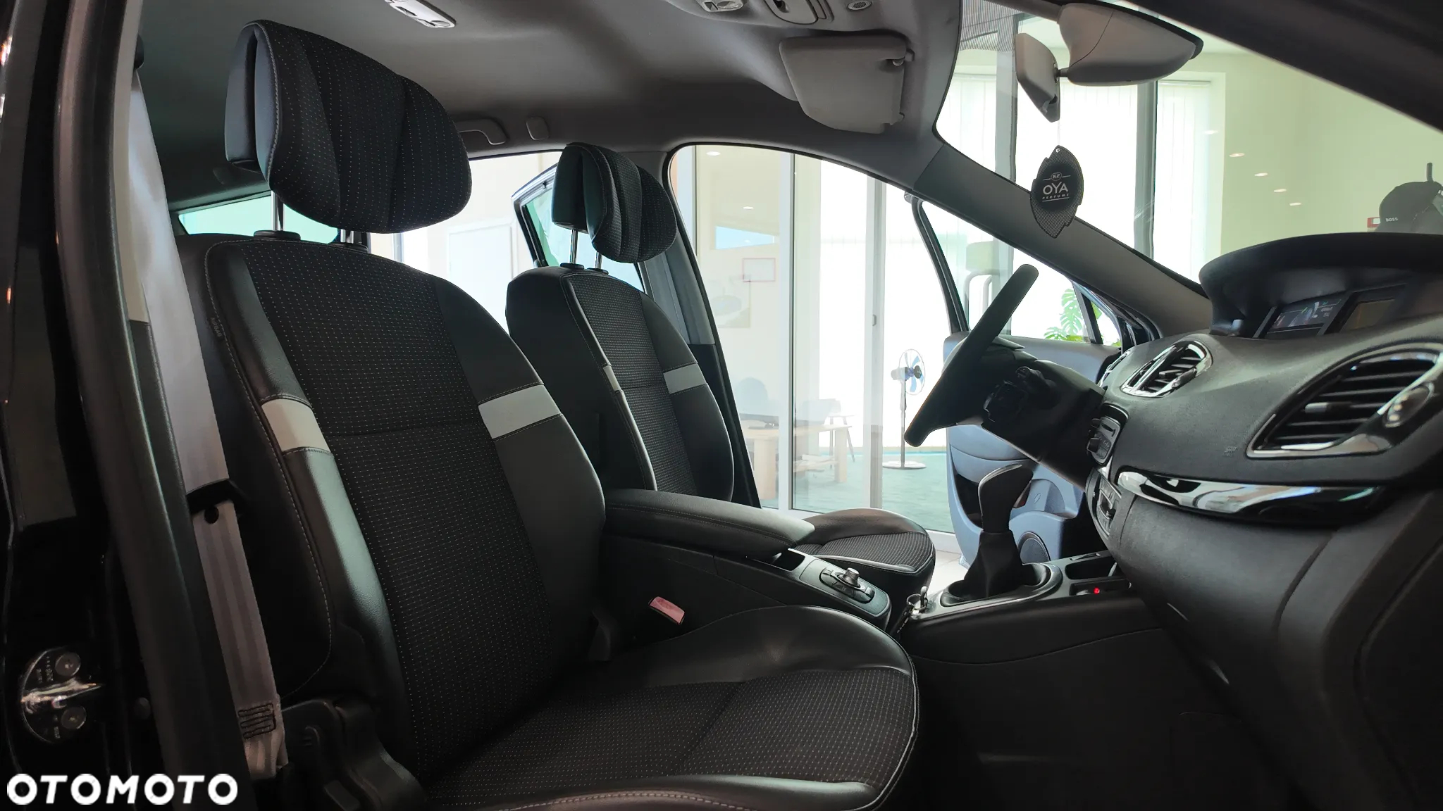 Renault Scenic 2.0 16V 140 CVT Bose Edition - 35