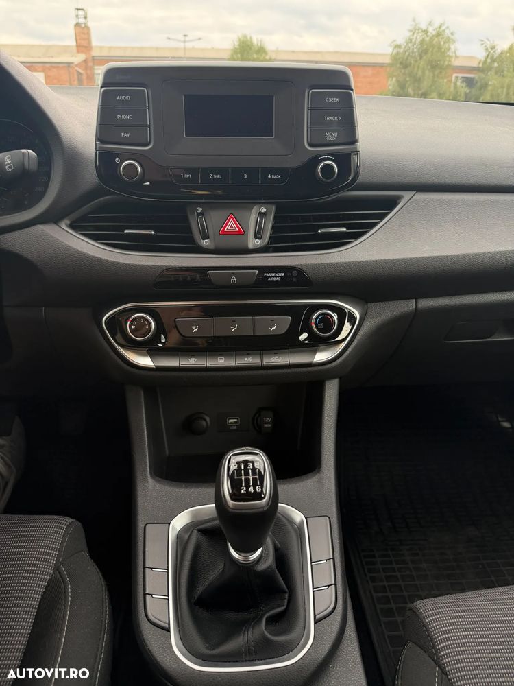 HYUNDAI i30 2020 — imagine 7
