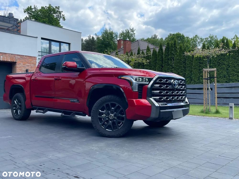 Toyota Tundra - 1
