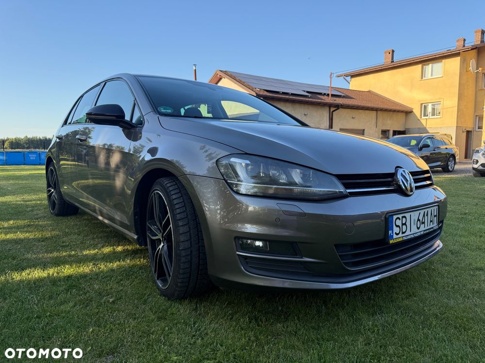 Volkswagen Golf 1.6 TDI BlueMotion Comfortline - 3