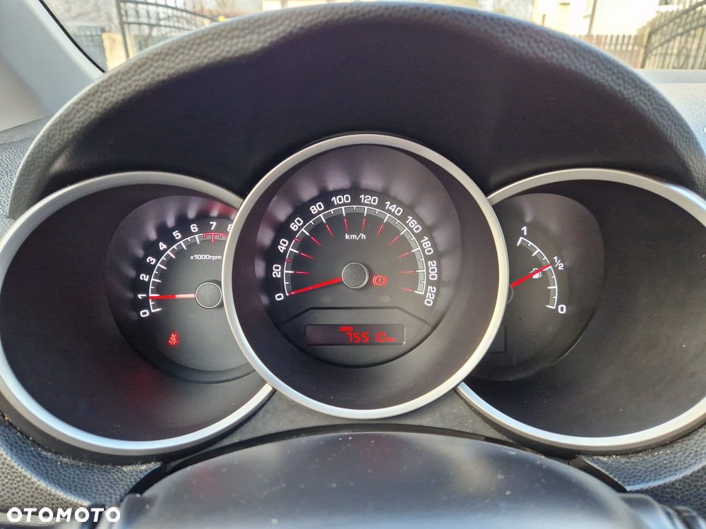 Kia Venga 1.4 CVVT Dream Team Edition - 16