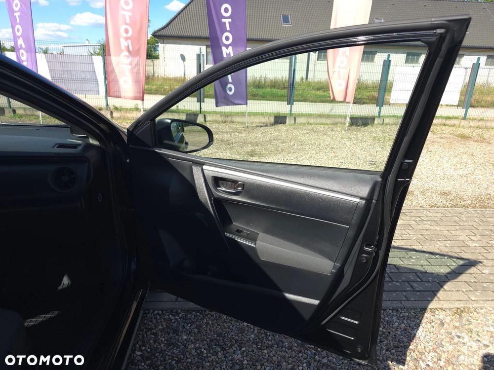 Toyota Corolla 1.6 Active - 14