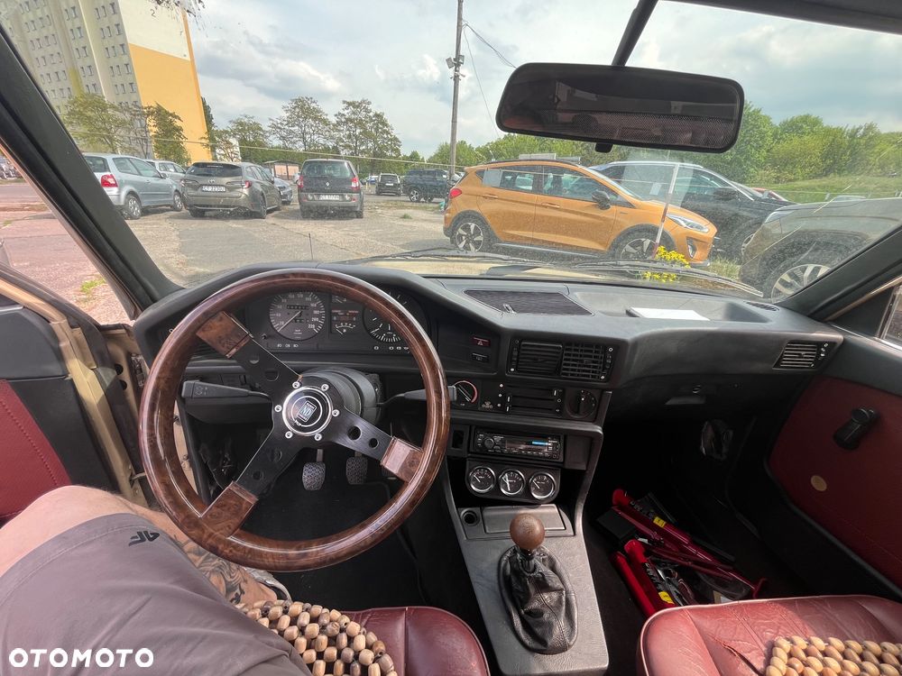 BMW Seria 5 535 i - 7