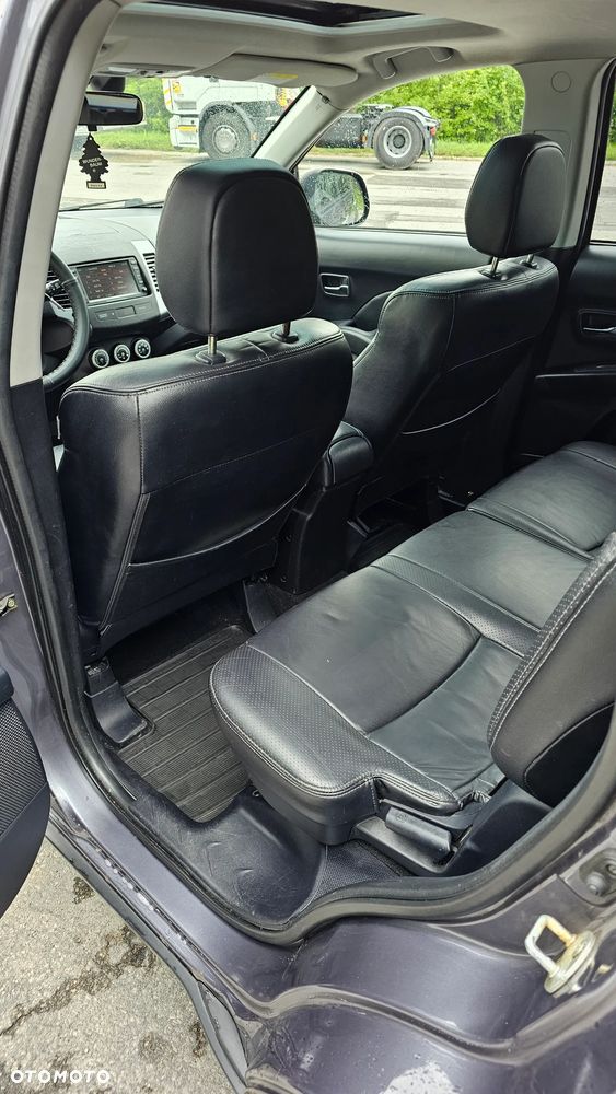 Mitsubishi Outlander 2.0 DID Instyle NAVI - 6