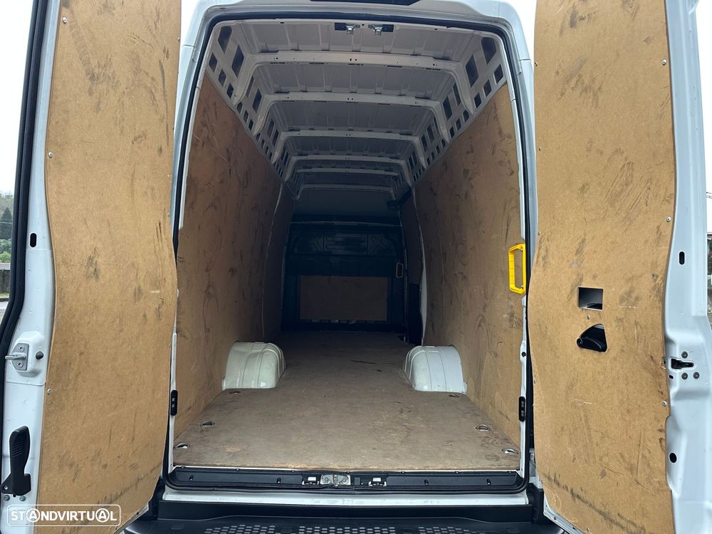 Iveco Daily 2.3 35S16H 4100 CD - 12