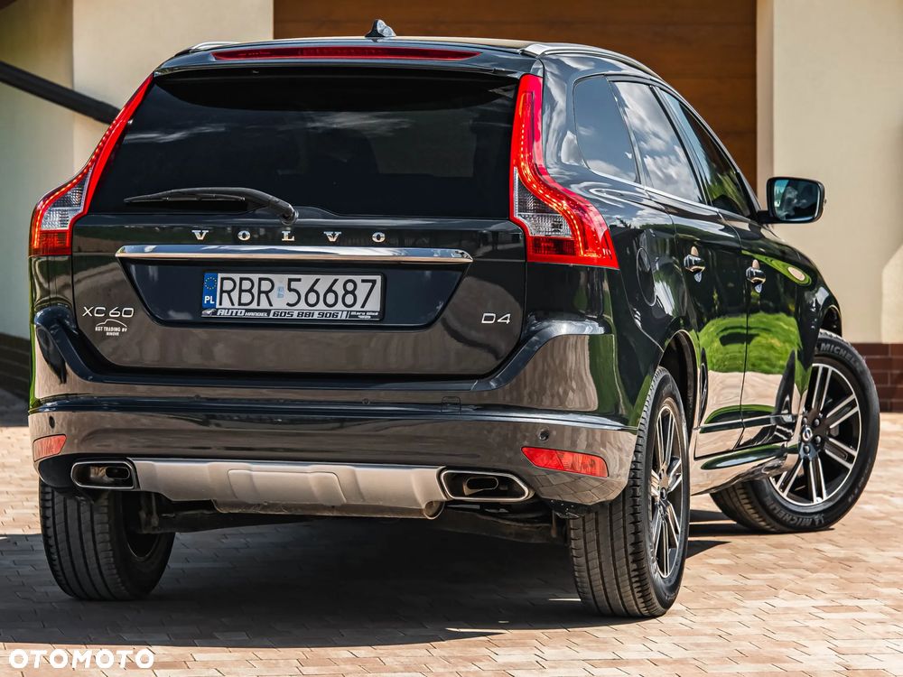 Volvo XC 60 D4 Momentum - 3