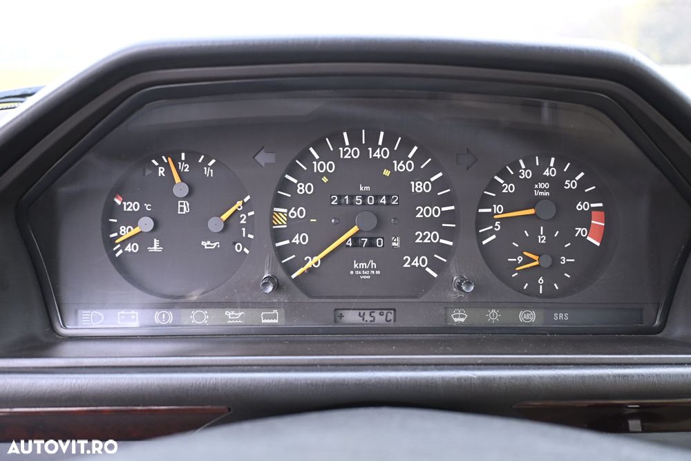 Mercedes-Benz E - 13