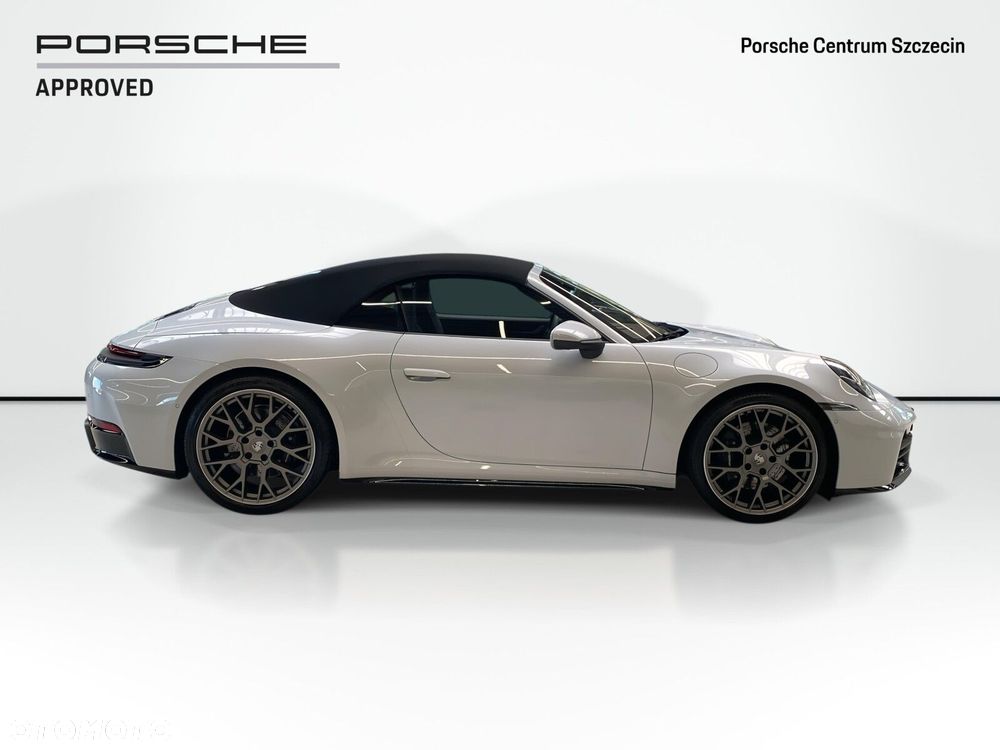 Porsche 911 Carrera - 7