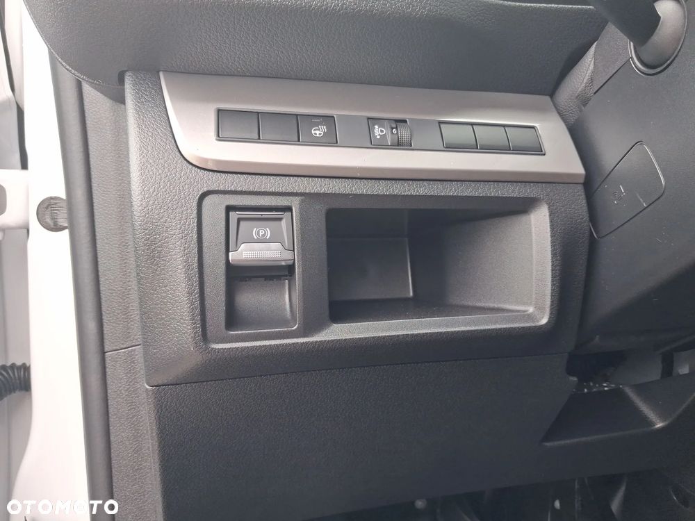 Toyota BRYGADOWY ACTIVE Easy - 20