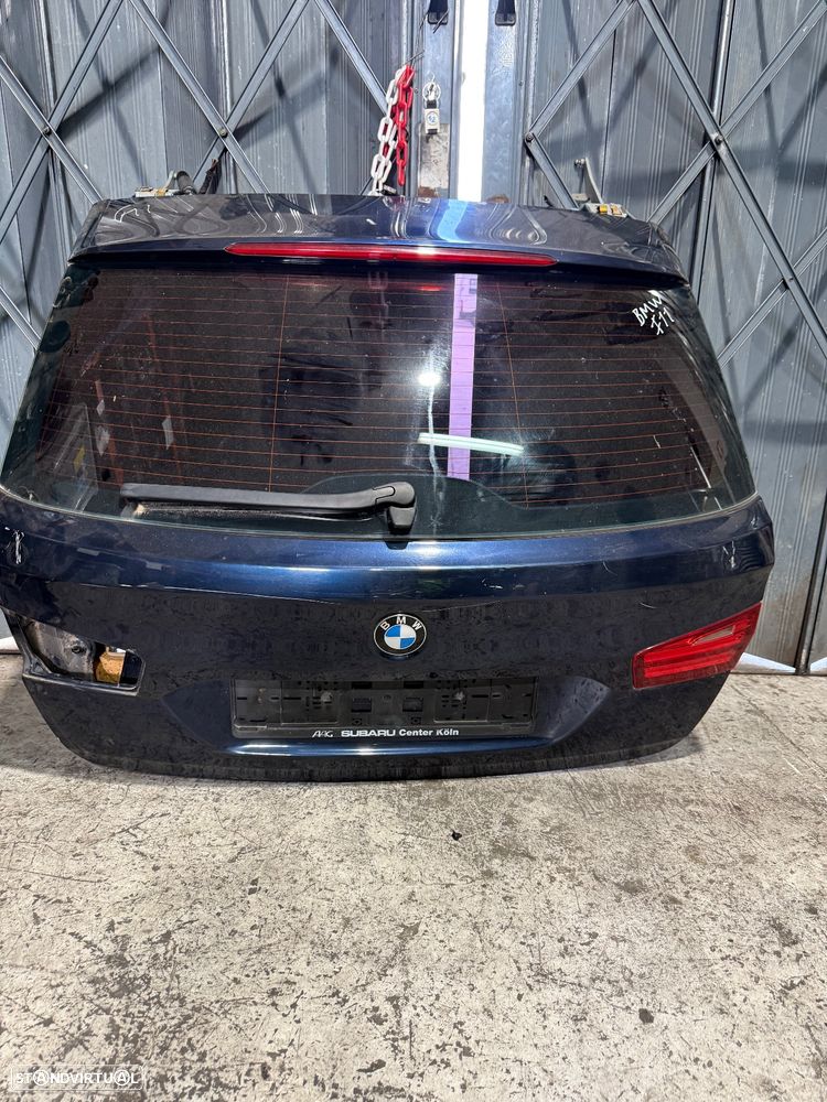 Tampa da Mala Bmw F11 de 2013 - 1