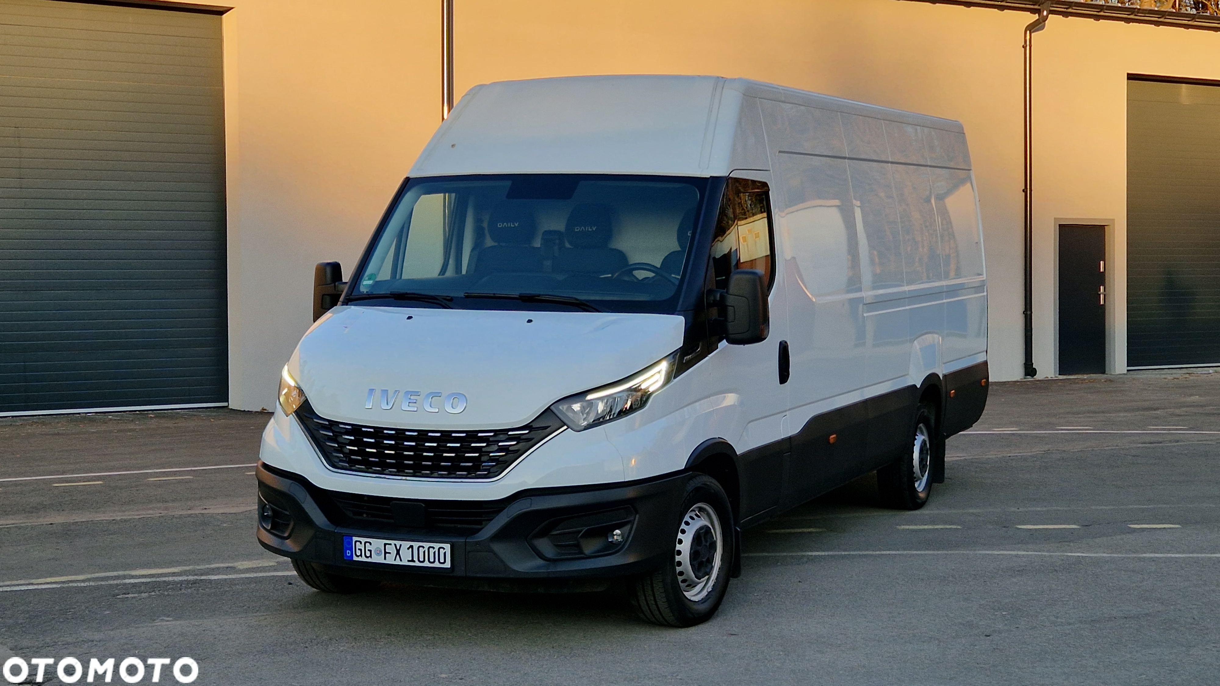 Iveco DAILY HIMATIC MAX L4H2 35S16 160KM FUL LEDYDAILY MAXI 35s16 Klimatronik Kamera AKTYWNY Tempomat NOWE OPONY - 2
