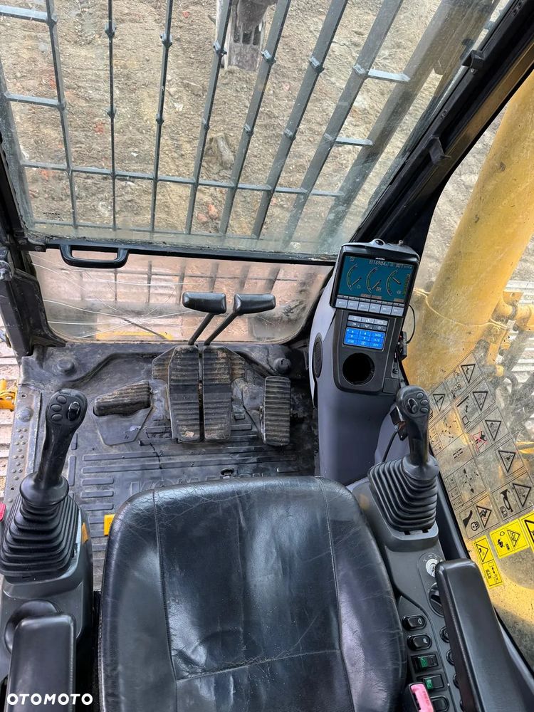 Komatsu PC350LC-8 - 9