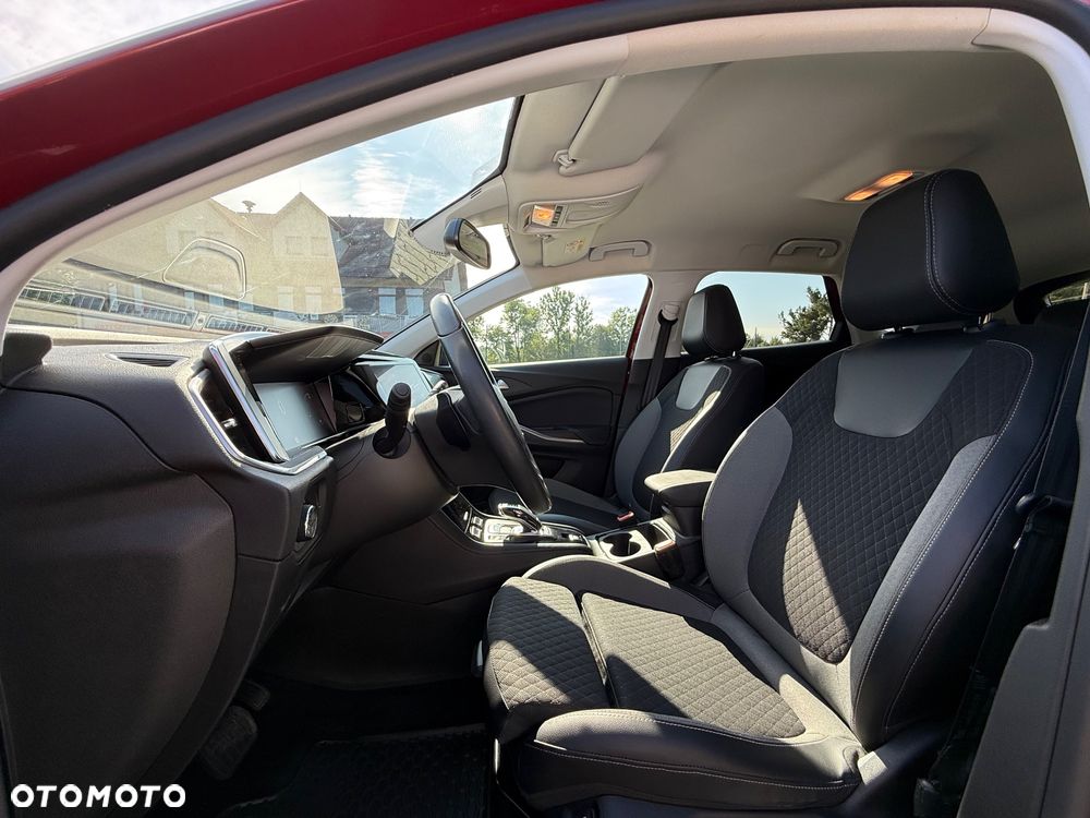 Opel Grandland X 1.2 T GPF Design&Tech S&S - 15