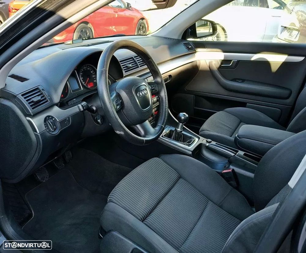 Audi A4 2.0 TDI S-line - 20