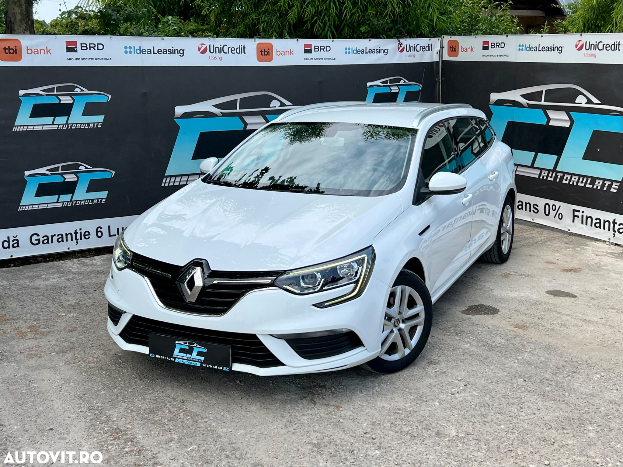Renault Megane Grandtour TCe 115 GPF LIMITED - 22