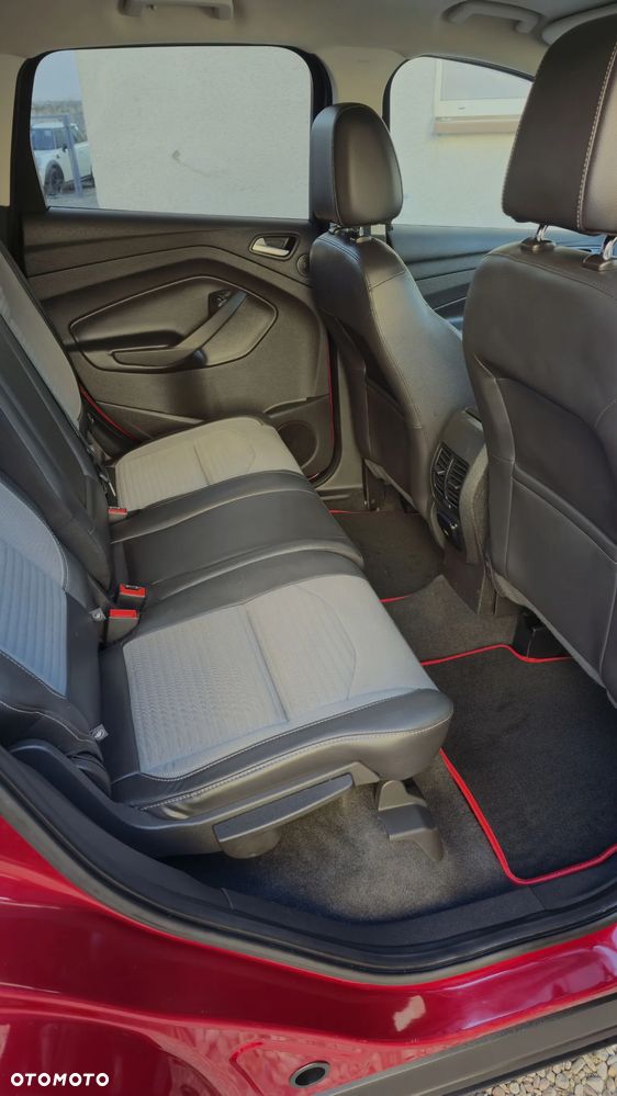 Ford Escape 2.0 EcoBoost AWD Titanium - 16