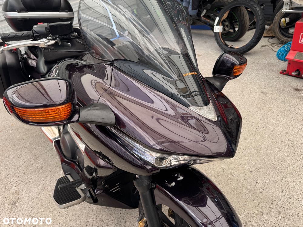 Honda DN-01 - 10