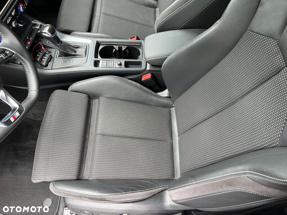 Audi Q3 40 TFSI Quattro S tronic - 16