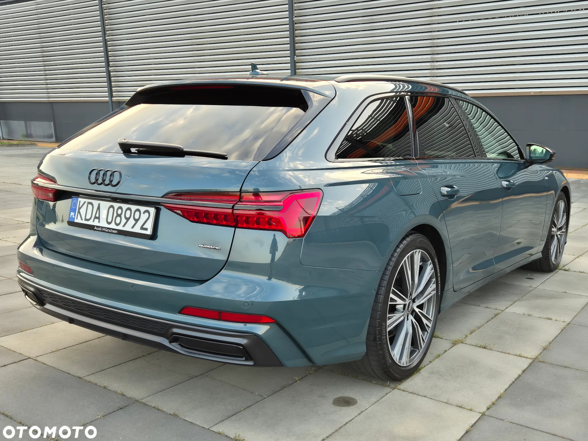 Audi A6 Avant 40 TDI quattro S tronic S line - 8