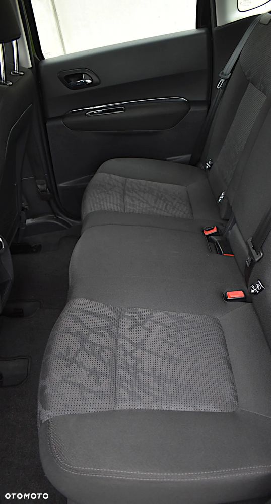 Peugeot 3008 1.6 Active - 8