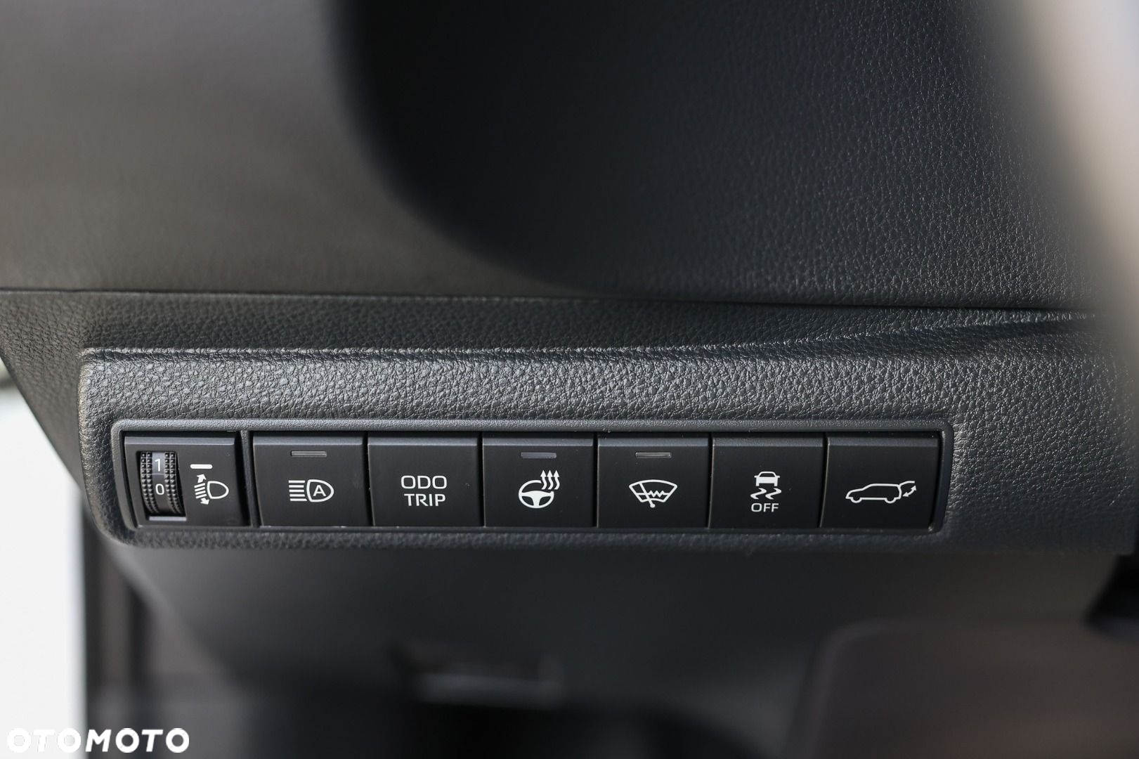Toyota Corolla - 27