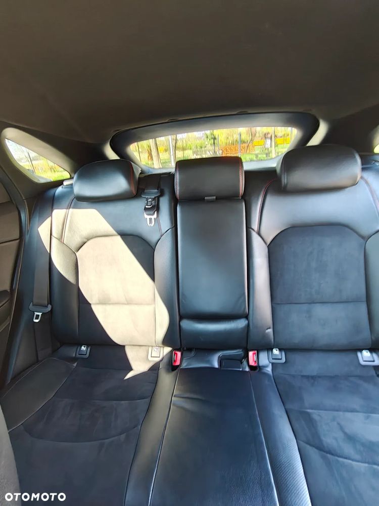 Kia ProCeed 1.6 T-GDI DCT7 OPF GT - 16