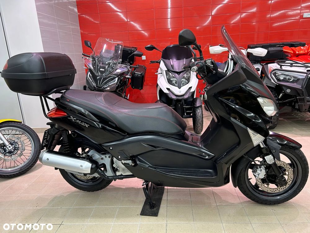Yamaha X-max - 1