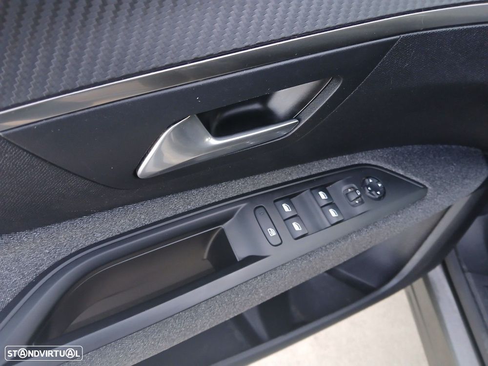 Peugeot 3008 1.5 BlueHDi Active - 15