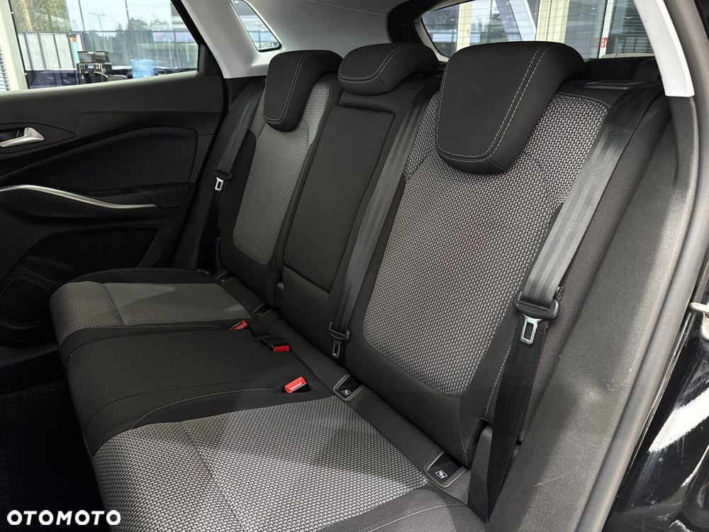 Opel Grandland 1.2 T Business Edition S&S - 13