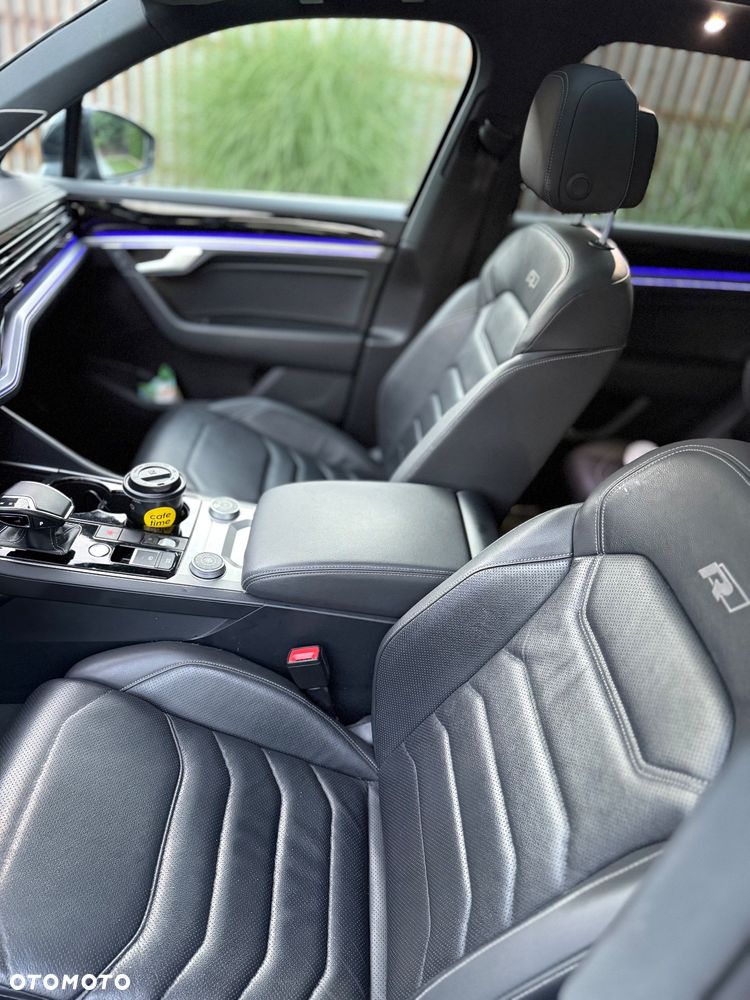 Volkswagen Touareg 3.0 V6 TFSI 4Motion R-Line - 12