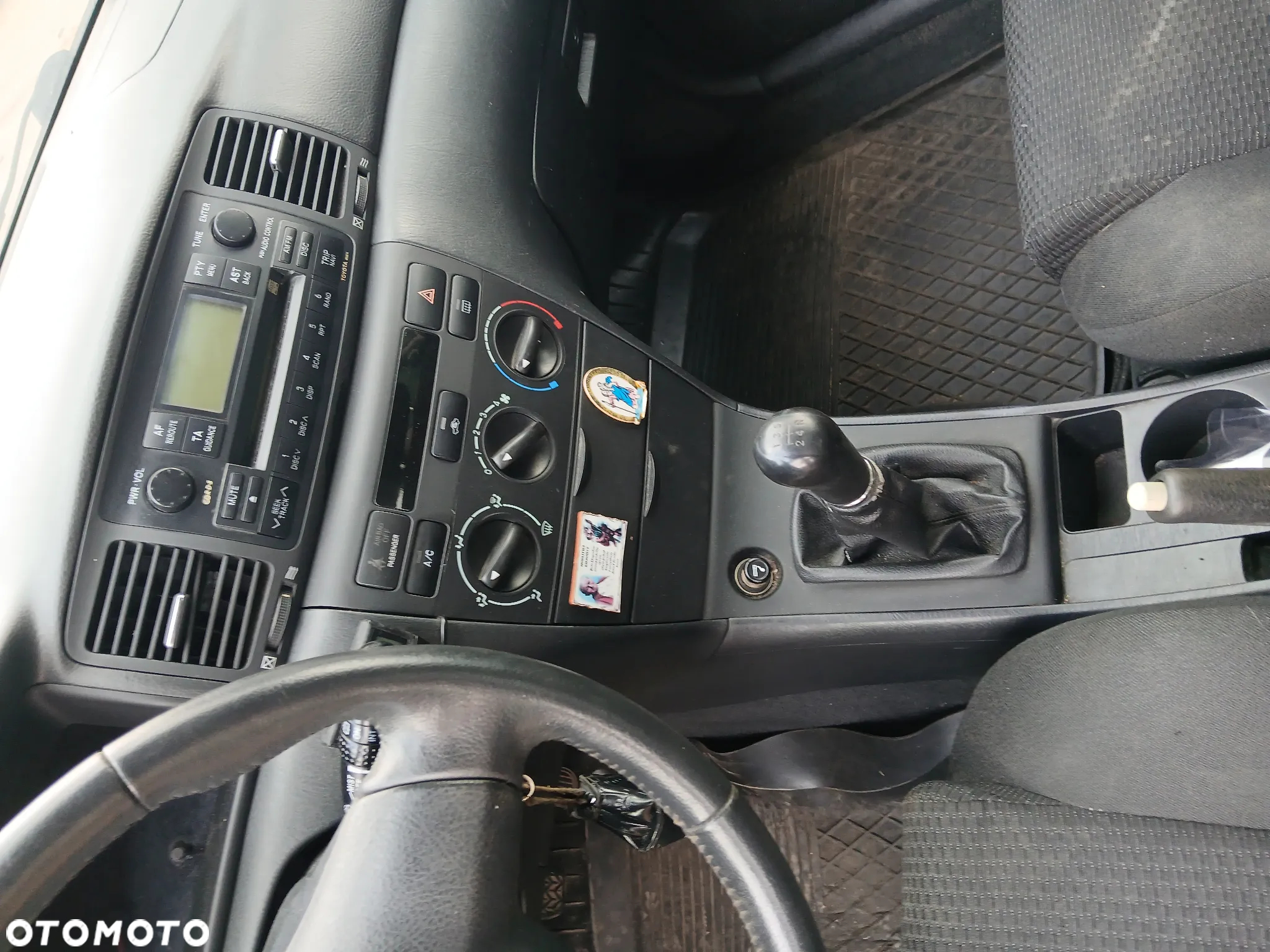 toyota corolla E12 3D 1C0 fotel fotele kanapa deska kokpit podsufitka boczek boczki klamka - 5