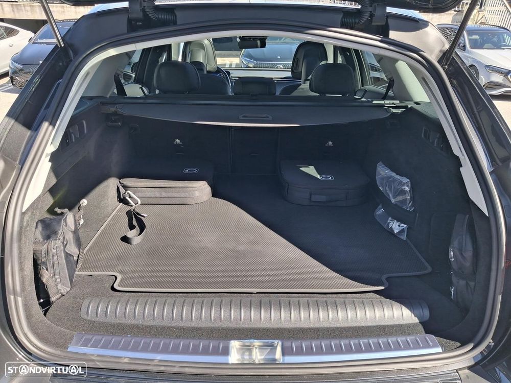 Mercedes-Benz E 300 de 4Matic All-Terrain - 13