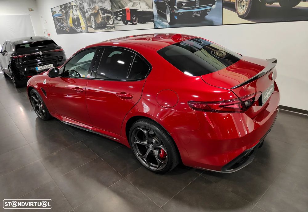 Alfa Romeo Giulia 2.9 Bi-Turbo Quadrifoglio AT8 - 29